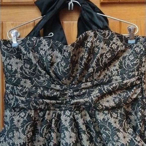 Missphit Sexy Black and Gold Lace Dress - Picture 3 of 6